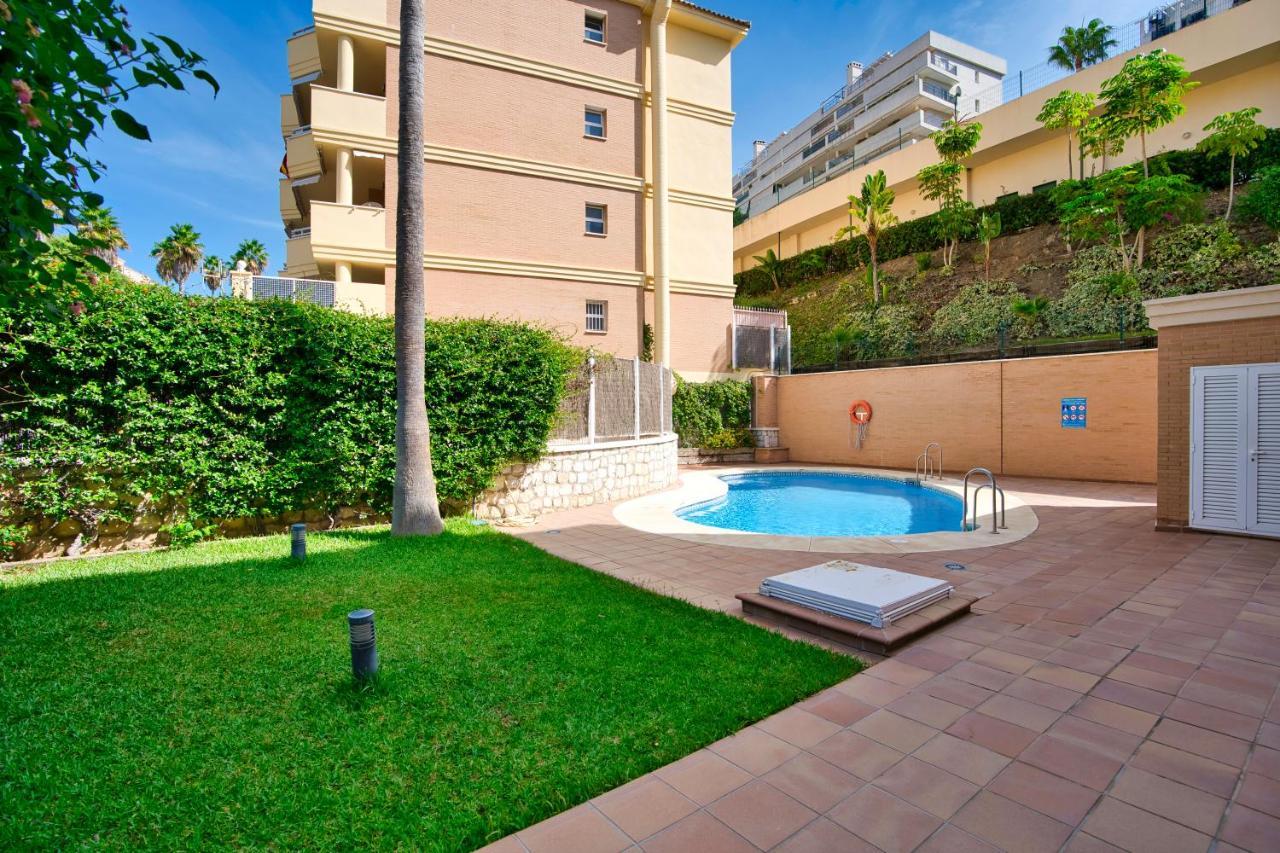 Apartamento Estrella Del Mar 100M De La Playa 2 Terrazas Garage Benalmádena Kültér fotó